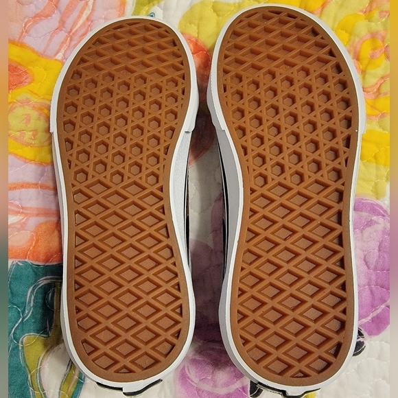 NIB Boys Vans Old Skool Metallic Flame Sneakers - Picture 6 of 8